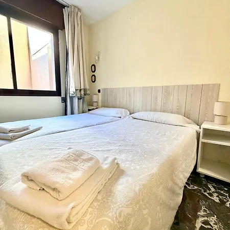 Lägenhet Wavefront Retreat By Gms Fuengirola