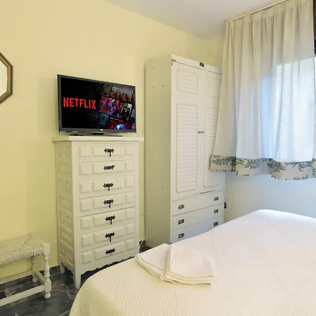 Lägenhet Wavefront Retreat By Gms Fuengirola